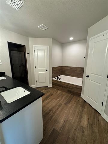 Building Photo - 208 Melbourne Dr