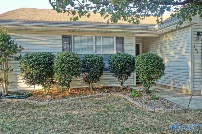 Foto del edificio - 166 Sandy Hollow Dr NW