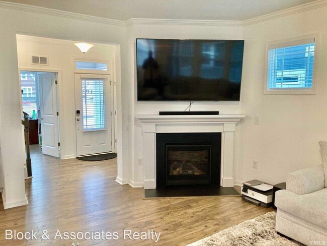 Foto del edificio - 4 br, 3 bath House - 5420 Advancing Avenue