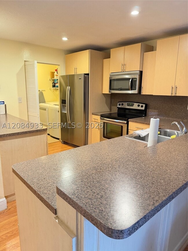 Building Photo - 12816 SW 91st Ct