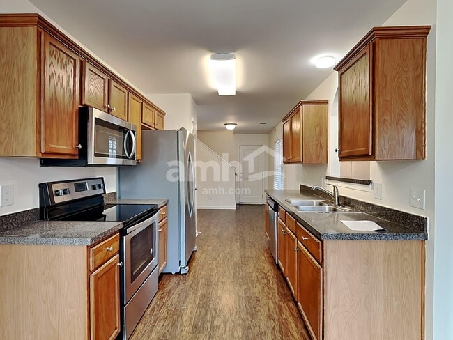 Building Photo - 3009 Rock Springs Rd