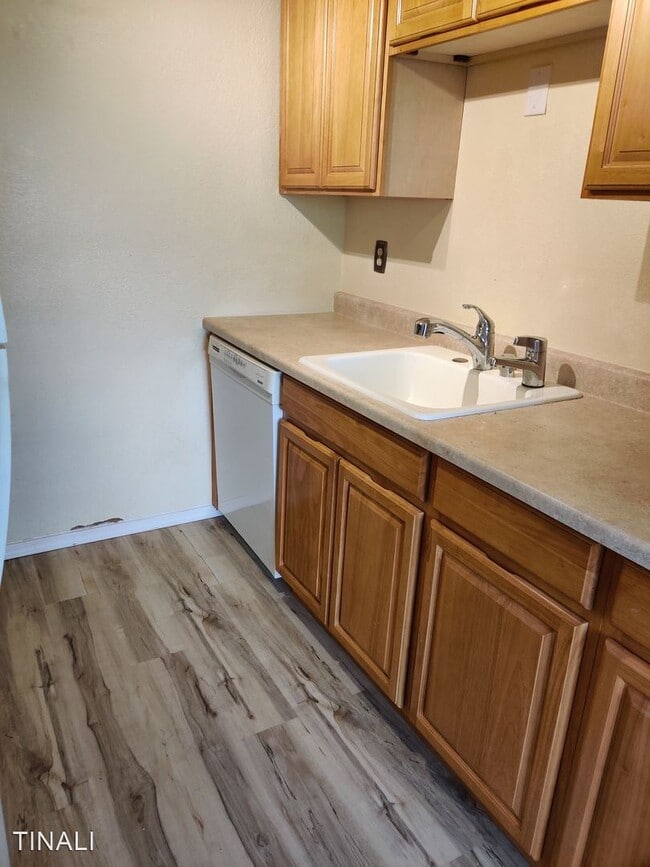 Building Photo - 1 br, 1 bath House - 14443 127th LN NE S-7