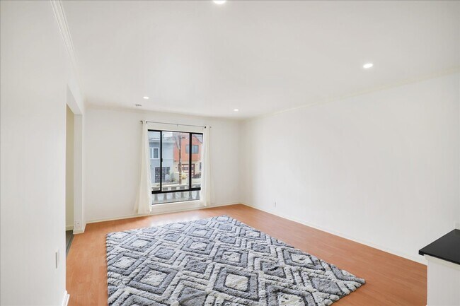 Foto del edificio - 3627 Ortega St