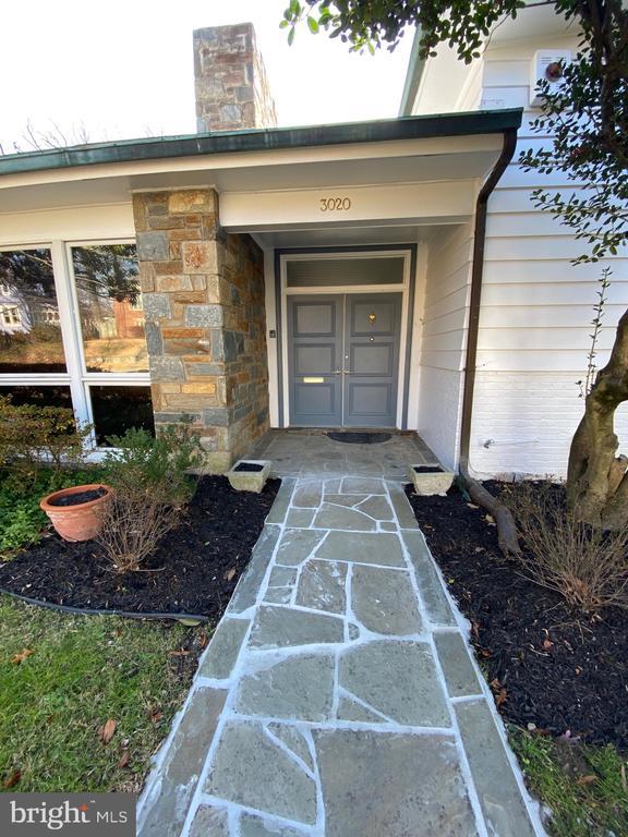 Foto del edificio - 3020 Brandywine St NW