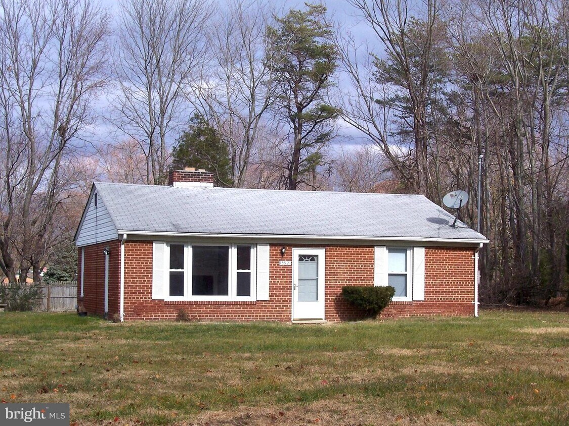 Foto principal - 15921 Livingston Rd