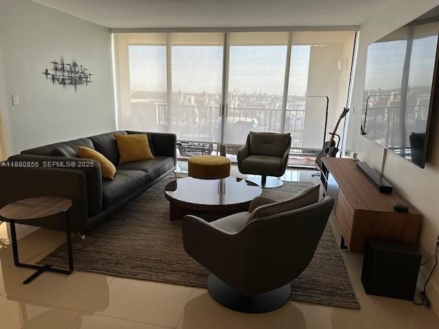 Foto del edificio - 5600 N Flagler Dr