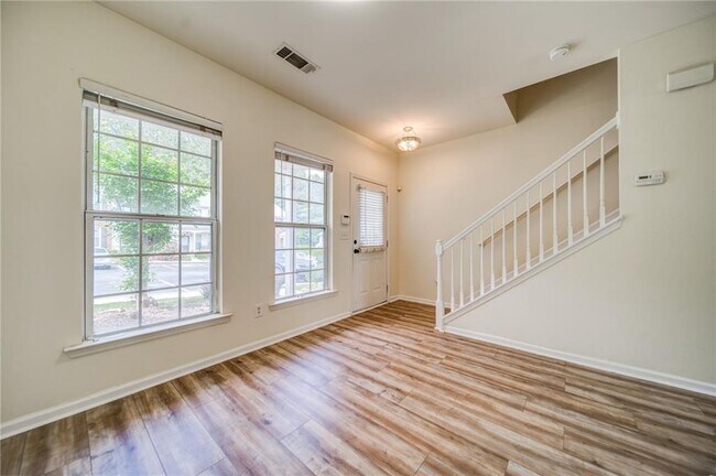 Foto del edificio - 3285 Hidden Cove Cir NW