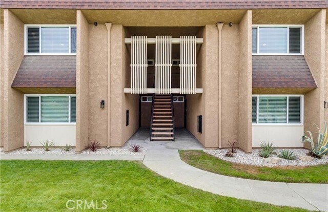 Foto del edificio - 11119 Poplar St