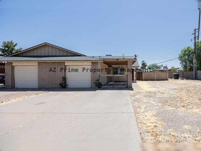 Building Photo - 2145 S Dorsey Ln