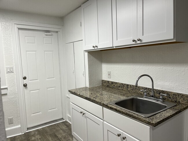 Foto del edificio - Boynton Plex