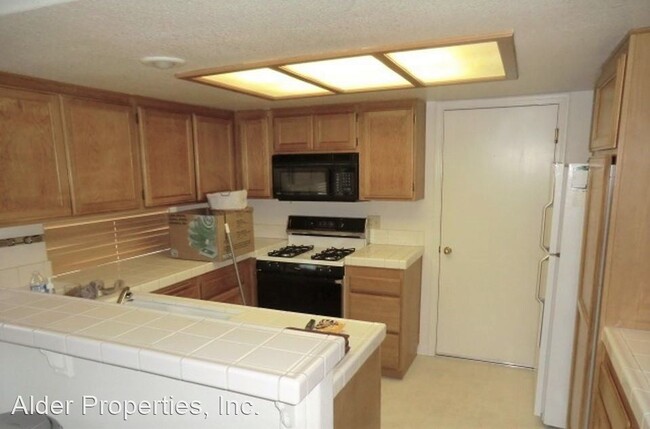 Building Photo - 3 br, 2.5 bath House - 7566 Lighthouse Lane