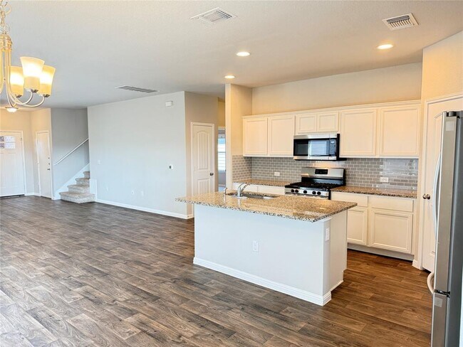 Building Photo - 3409 Brywood Dr