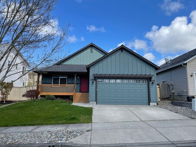 Foto del edificio - CHARMING Ranch-Style Home in Ridgefield, WA! 3 Bedrooms & 2 Baths! Walk-In Closet! Spacious Floor...