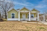 Primary Photo - 665 N Rusk Ave