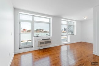 Building Photo - 12-22 30th Avenue