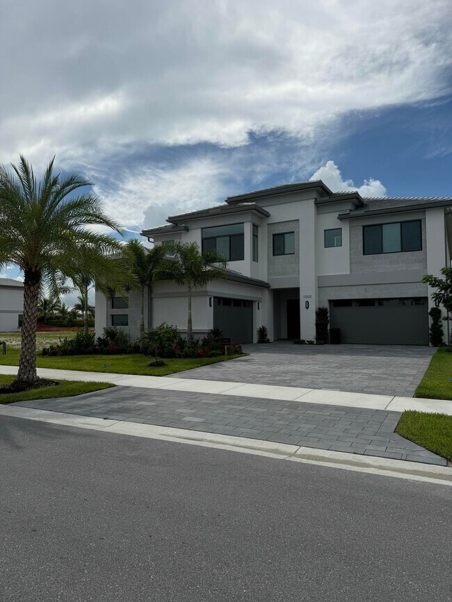Building Photo - 13530 Cirrus Pl