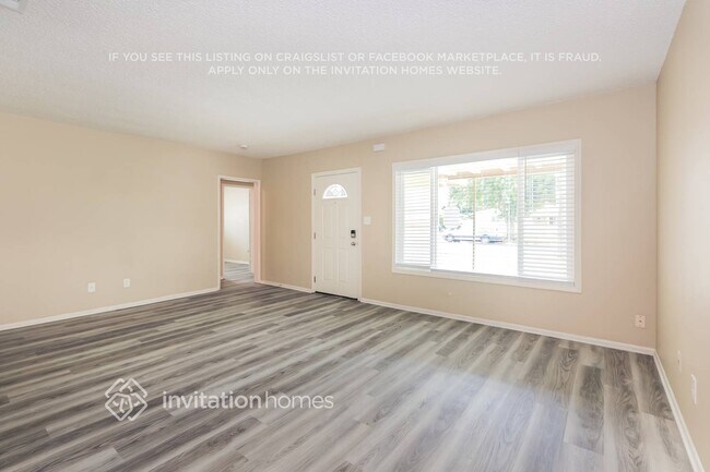 Foto del edificio - 8943 Conway Dr