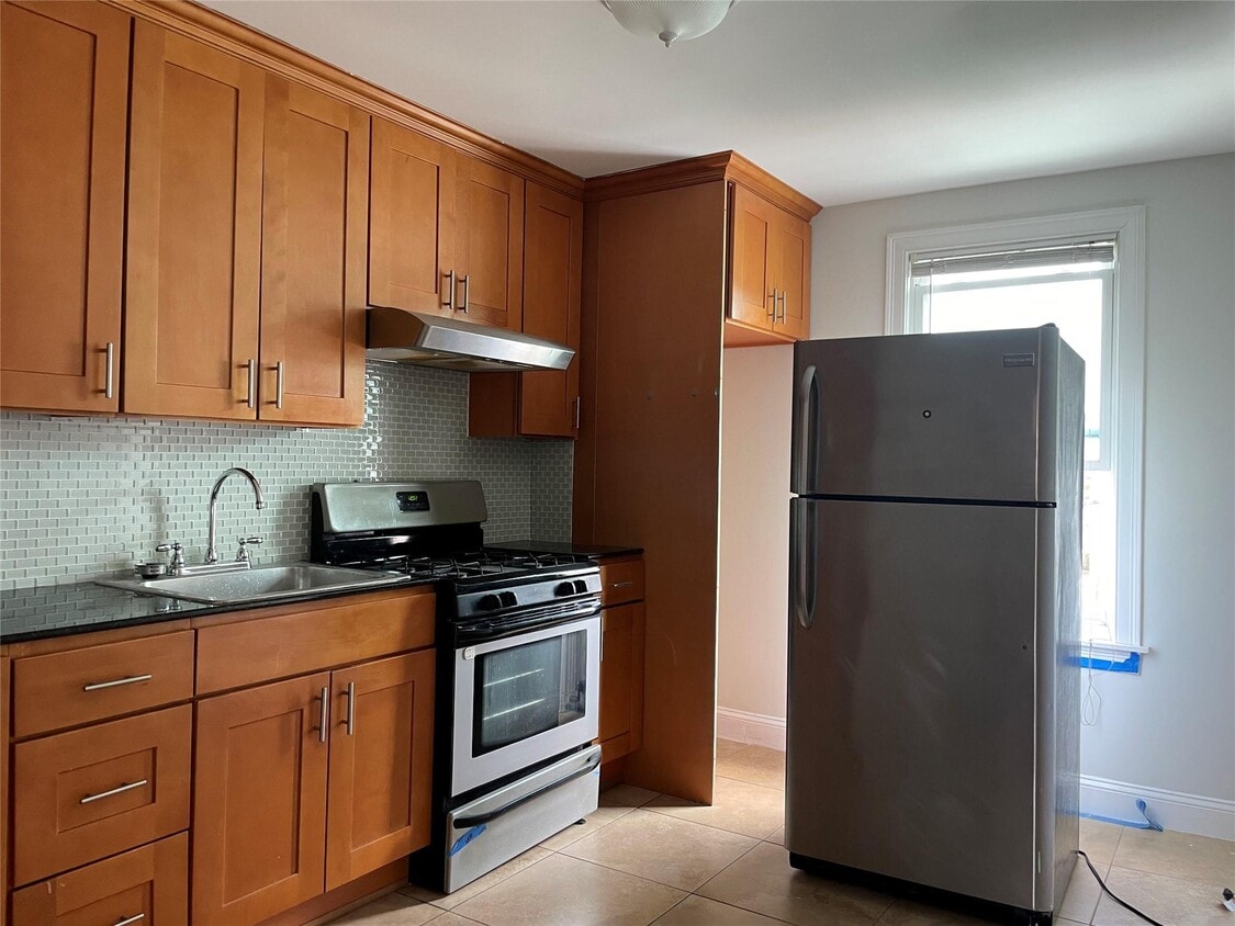Foto del edificio - 78-59 83rd St
