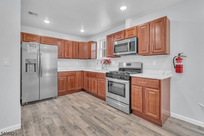 Foto del edificio - 4 1st St