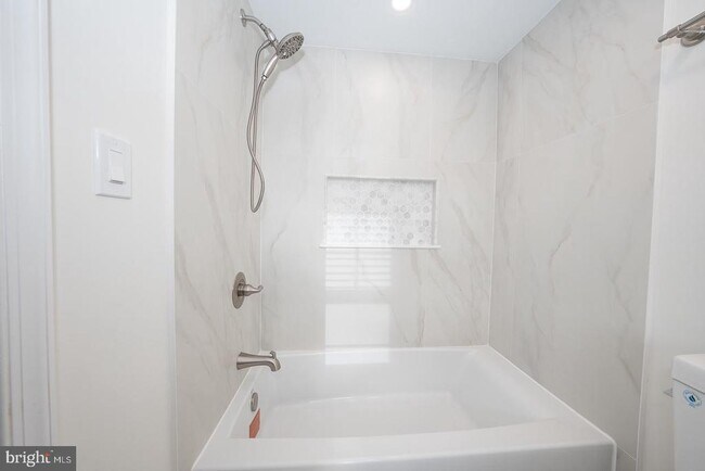 Foto del edificio - 1740 Oakwood Terrace