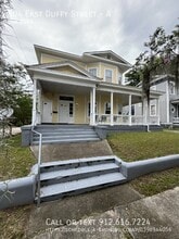 Building Photo - 904 E Duffy St