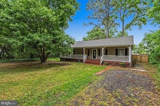 Building Photo - 78 Woodmount Dr