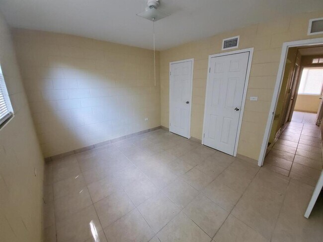 Foto del edificio - 706 M.L.K. Blvd S