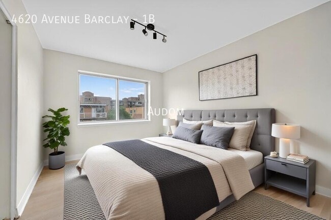 Photo du bâtiment - 4620 Av. Barclay