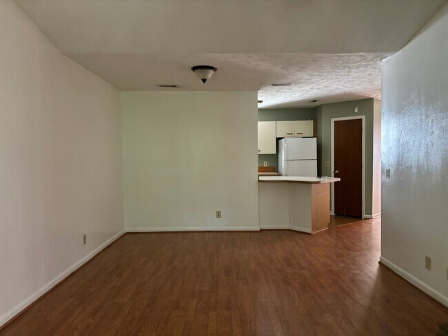 Foto del edificio - 6792 Willowbrook Dr