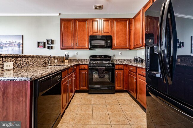 Building Photo - 91 Crystal Ln
