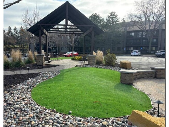 Building Photo - 7301 W 101st St