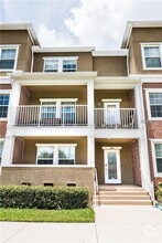 Building Photo - 713 N Rome Ave