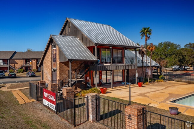 Foto del edificio - Villas de Sendero