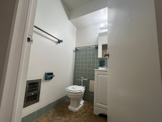Interior Photo - Bon Aire