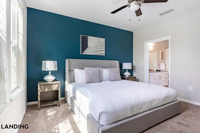 Foto del edificio - 2300 Tapestry Park Dr