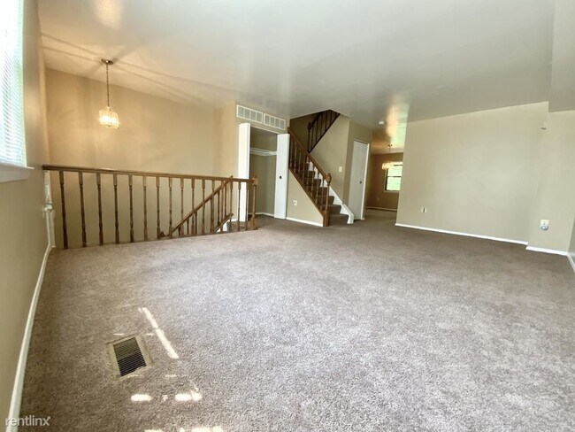 Foto del edificio - 38 Laurence Brooke Rd