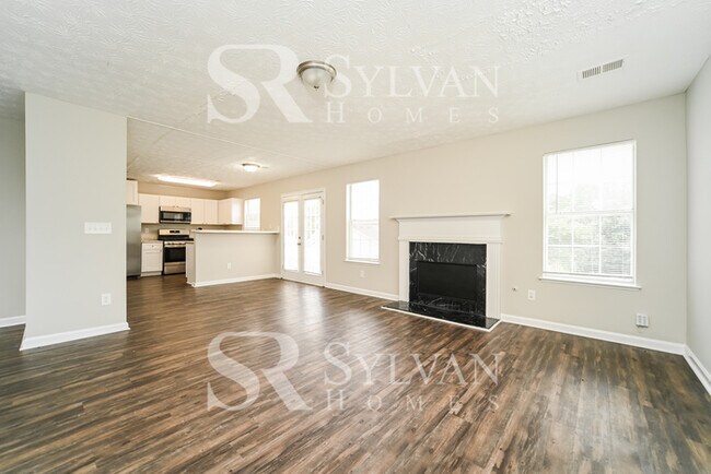 Building Photo - Your dream home is waiting for you. Hurry and Lease today!