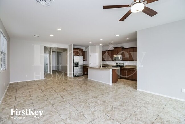 Building Photo - 1732 W Desert Spring Way