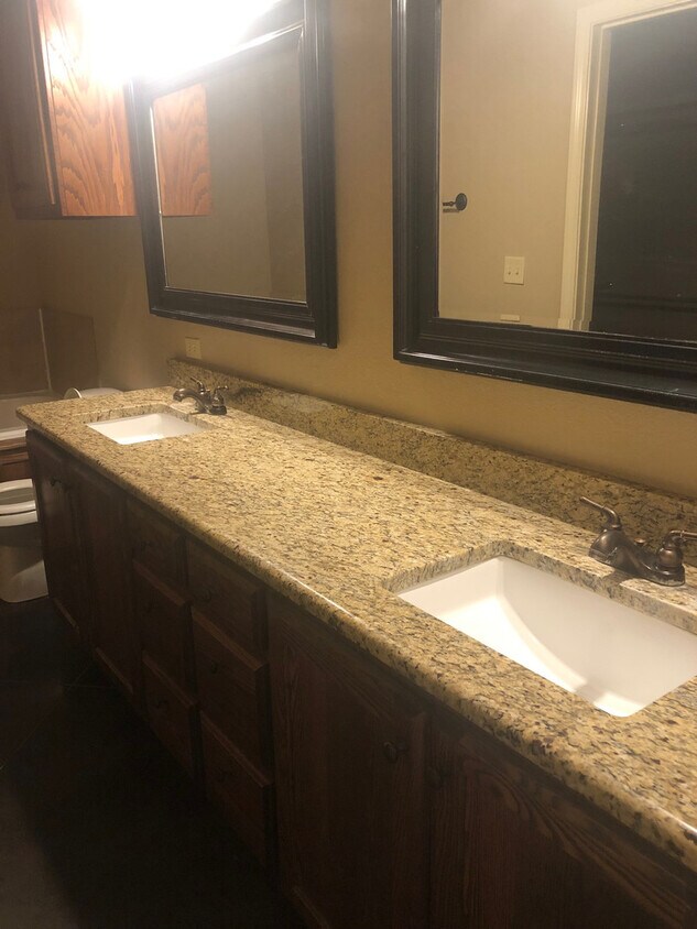 Foto principal - 3/2 in Hillside Terrace