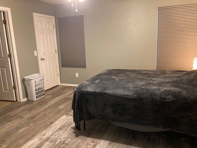 Foto del edificio - Northwest 3 Bedroom