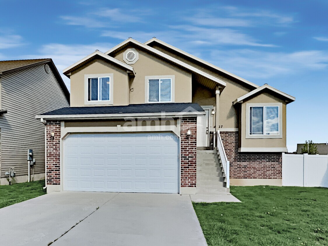 Primary Photo - 4227 S 3450 W
