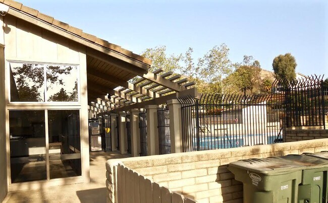 Foto del edificio - Stunning Newbury Park Home