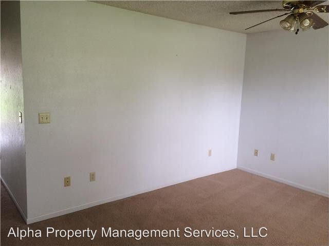 Building Photo - 109 SE 1161