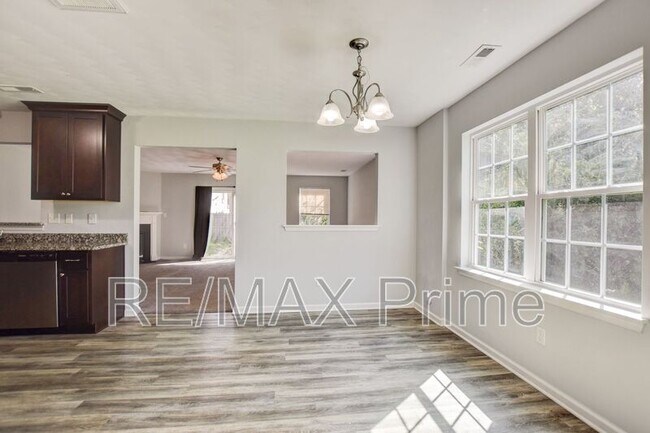 Foto del edificio - 4164 Reid St