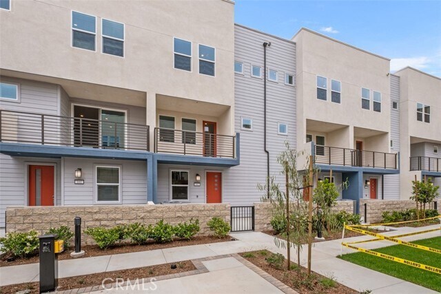 Foto del edificio - 1637 W Lincoln Ave