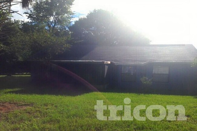 Building Photo - 3264 Luray Ct