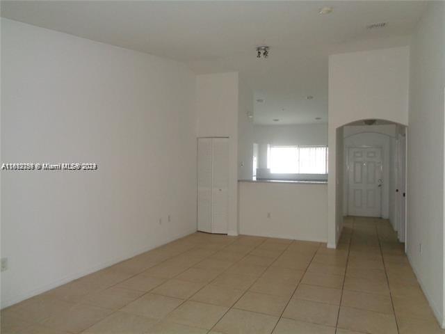 Foto del edificio - 3854 SW 48th Ave