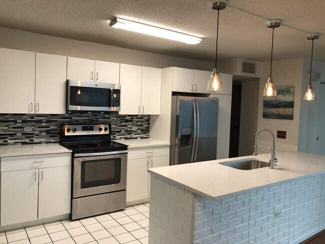 Foto del edificio - 3120 S Indiana Ave