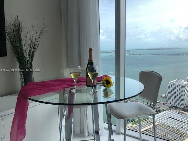 Foto del edificio - 485 Brickell Ave