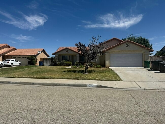 Building Photo - 3731 Prairie Ln